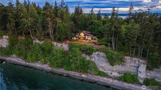 3996 NE Twin Spits Road, Hansville, WA 98340