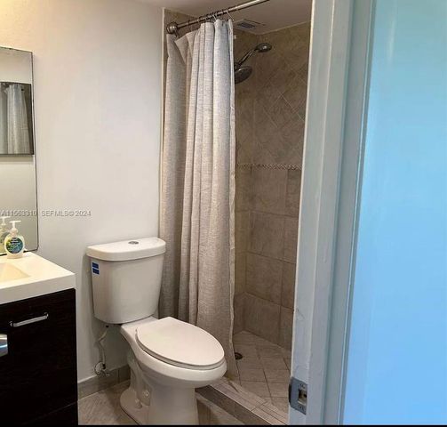 6201 N Falls Cir Drive 304, Lauderhill, FL 33319