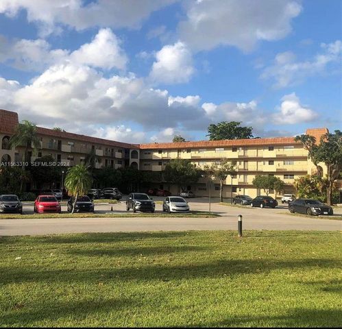 6201 N Falls Cir Drive 304, Lauderhill, FL 33319