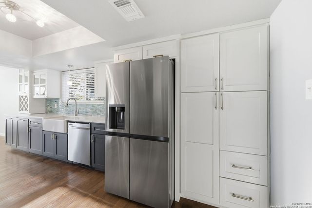 14311 Ambleside, San Antonio, TX 78231