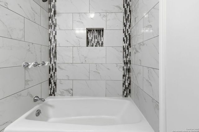 14311 Ambleside, San Antonio, TX 78231