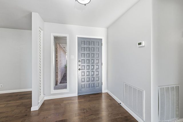 14311 Ambleside, San Antonio, TX 78231