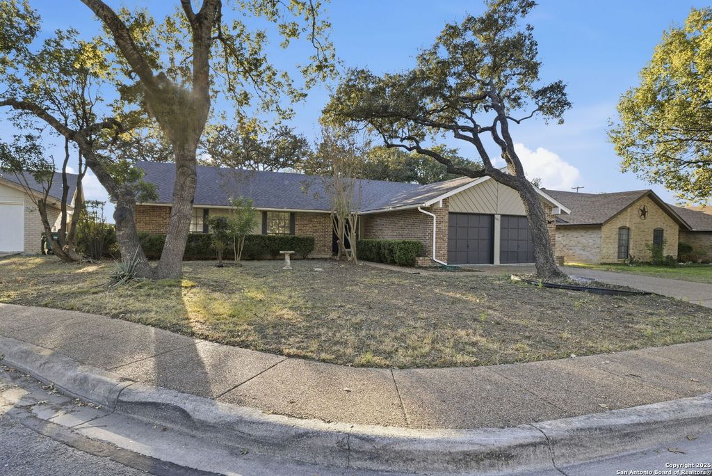 14311 Ambleside, San Antonio, TX 78231