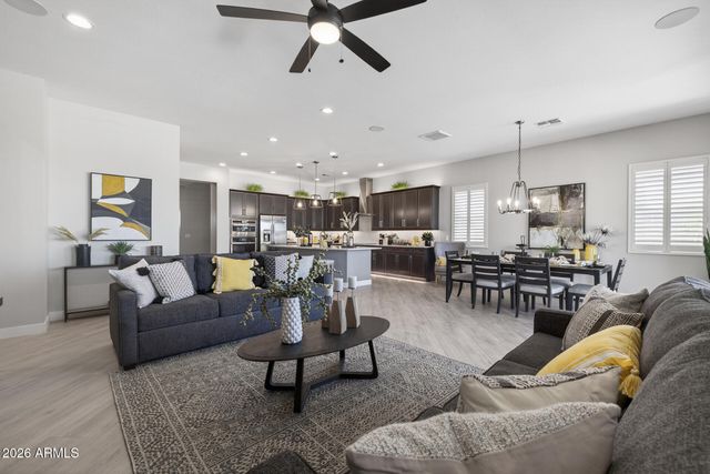 23040 E ARROWHEAD Trail, Queen Creek, AZ 85142