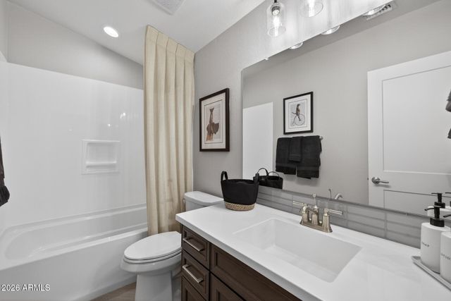 23040 E ARROWHEAD Trail, Queen Creek, AZ 85142