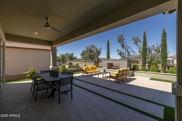 23040 E ARROWHEAD Trail, Queen Creek, AZ 85142