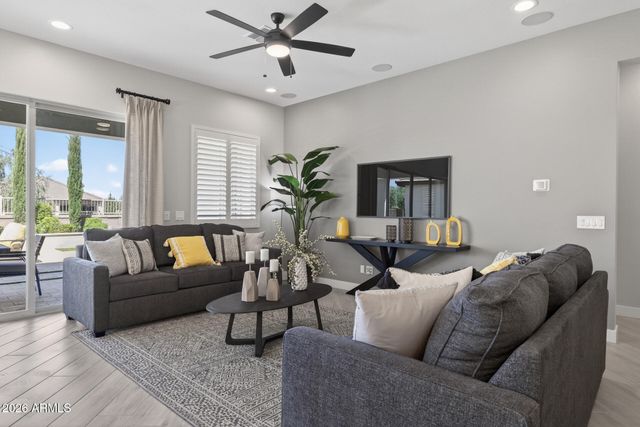 23040 E ARROWHEAD Trail, Queen Creek, AZ 85142