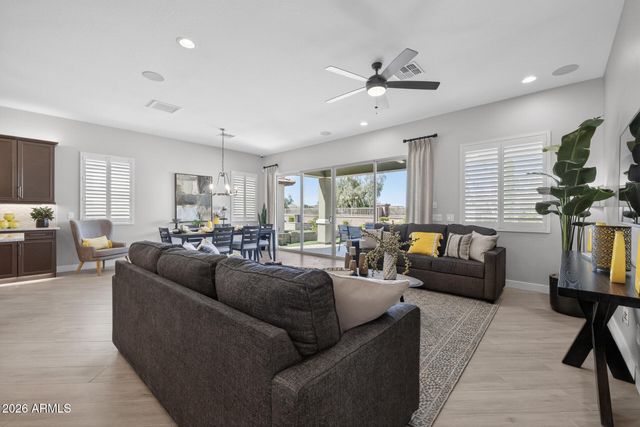 23040 E ARROWHEAD Trail, Queen Creek, AZ 85142