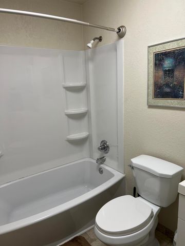 8511 NW 8th Street, Pembroke Pines, FL 33024
