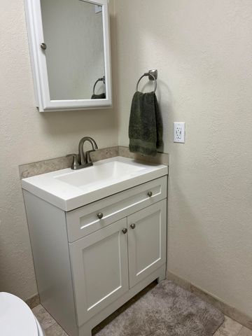 8511 NW 8th Street, Pembroke Pines, FL 33024