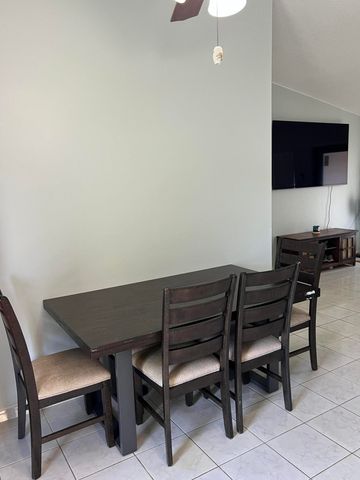 8511 NW 8th Street, Pembroke Pines, FL 33024
