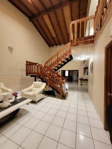 10932 SW 25th St, Miami, FL 33165