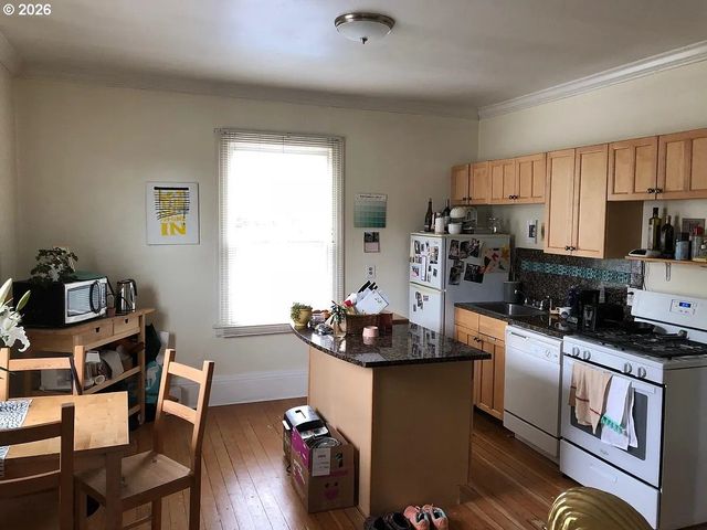 3333 Se 11TH Ave Se, Portland, OR 97202