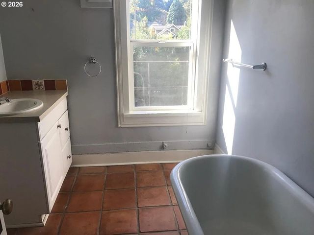 3333 Se 11TH Ave Se, Portland, OR 97202