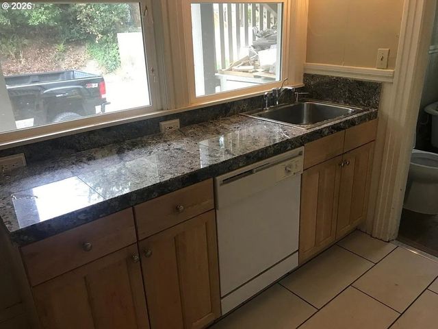 3333 Se 11TH Ave Se, Portland, OR 97202