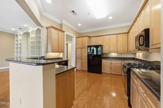 2801 Glenwood Gardens Lane 303, Raleigh, NC 27608