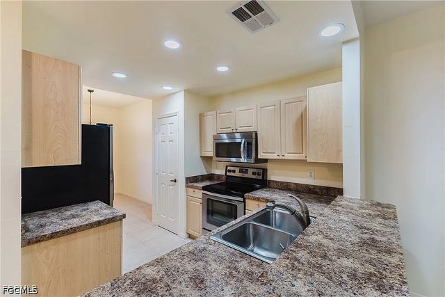 15989 Mandolin Bay DR 204, Fort Myers, FL 33908