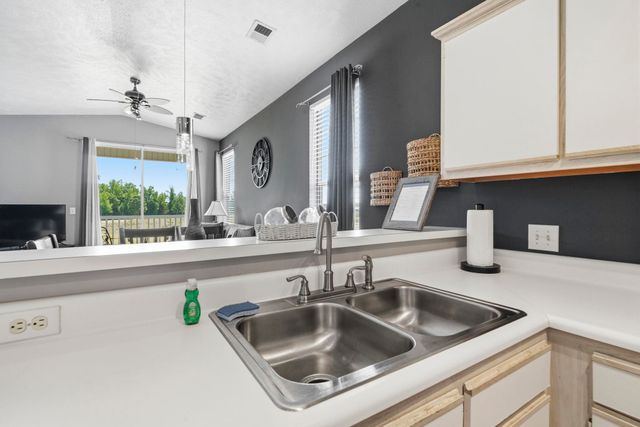 480 River Oaks Dr Apt 63N, Myrtle Beach, SC 29579