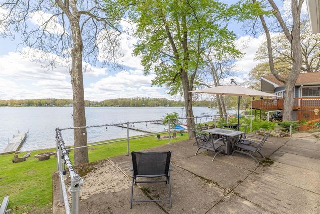 58484 E Clear Lake Road, Three Rivers, MI 49093