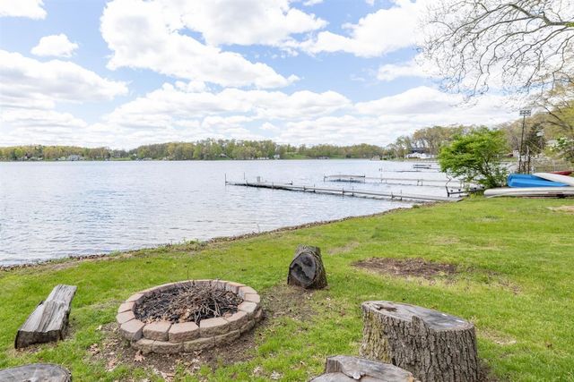 58484 E Clear Lake Road, Three Rivers, MI 49093