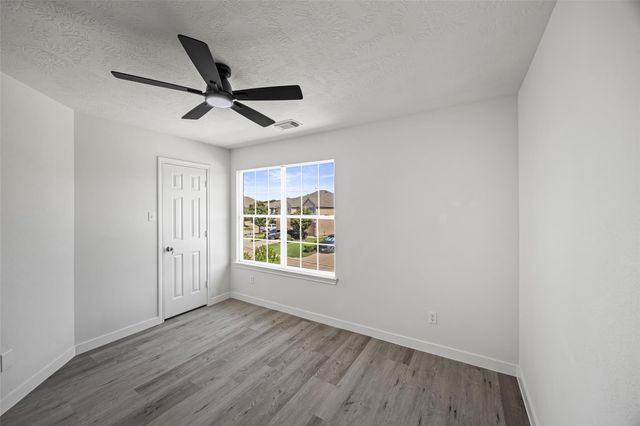 16107 Greenport Lane, Houston, TX 77084