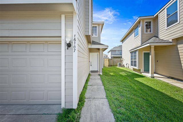 16107 Greenport Lane, Houston, TX 77084