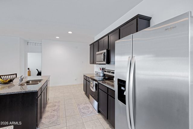 38145 W AMALFI Avenue, Maricopa, AZ 85138