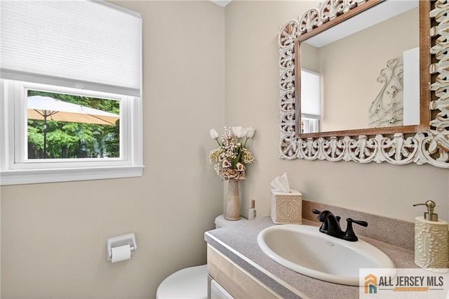 3 Driftwood Court, Monroe, NJ 08831
