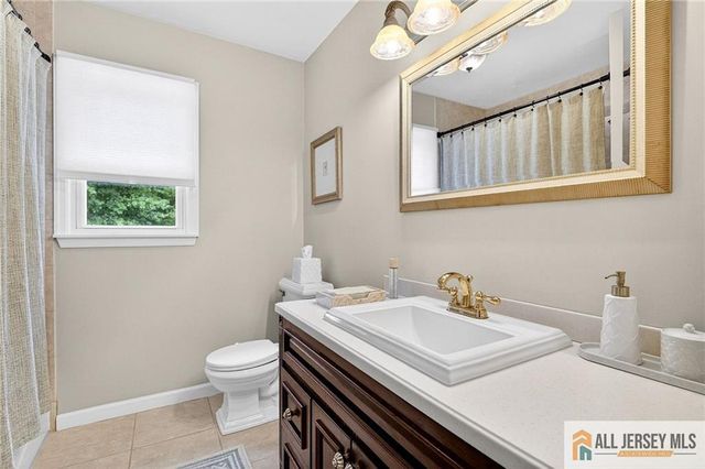 3 Driftwood Court, Monroe, NJ 08831