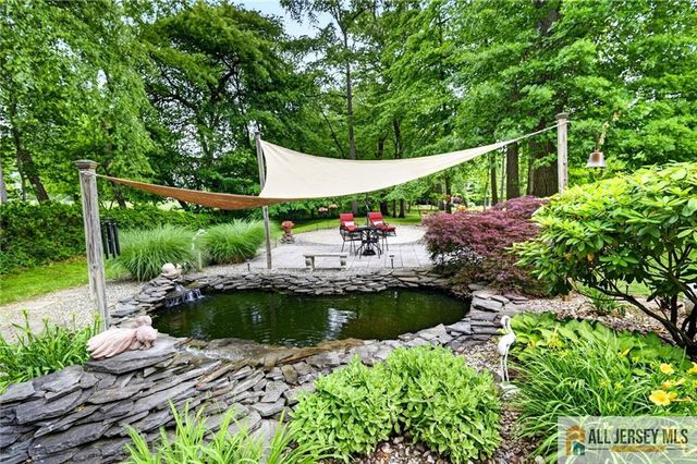3 Driftwood Court, Monroe, NJ 08831