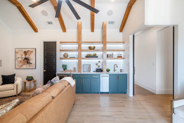 6300 Sister Crk, Midland, TX 79707