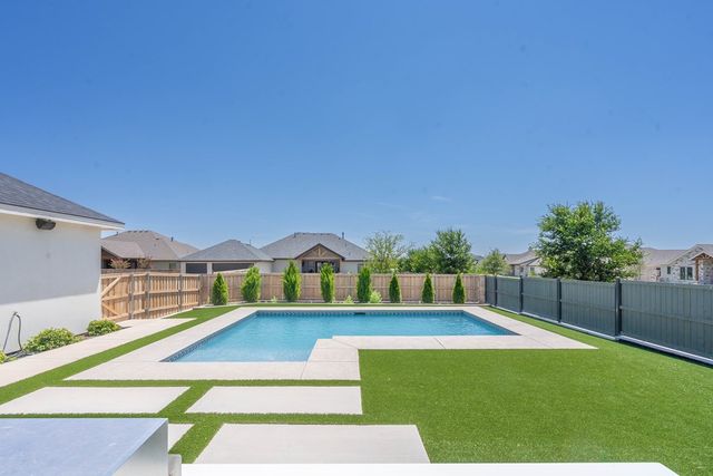 6300 Sister Crk, Midland, TX 79707