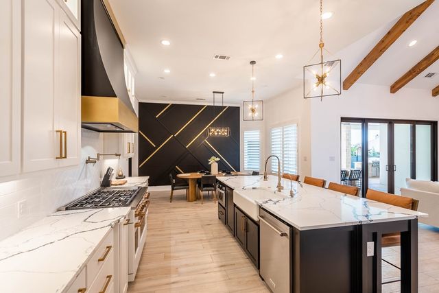 6300 Sister Crk, Midland, TX 79707