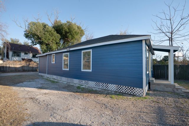 4826 Bristol Street, Houston, TX 77009