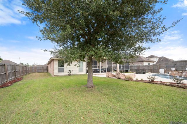 20348 Grand Crus Ave, Baton Rouge, LA 70817