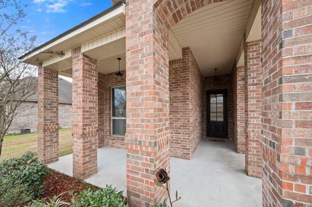 20348 Grand Crus Ave, Baton Rouge, LA 70817