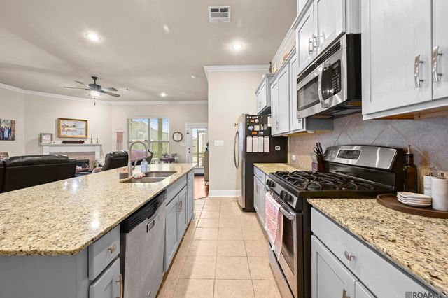 20348 Grand Crus Ave, Baton Rouge, LA 70817