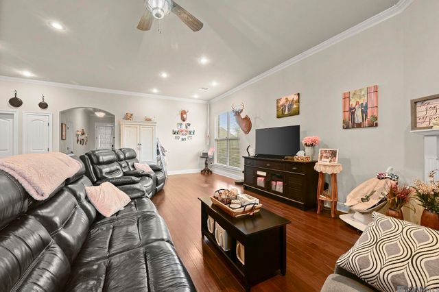 20348 Grand Crus Ave, Baton Rouge, LA 70817