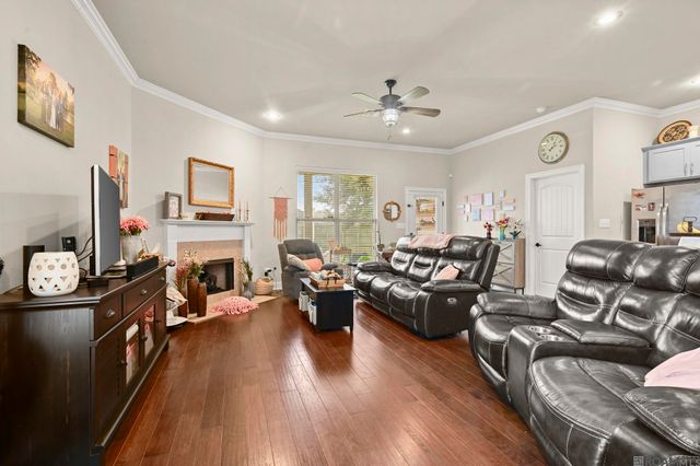 20348 Grand Crus Ave, Baton Rouge, LA 70817