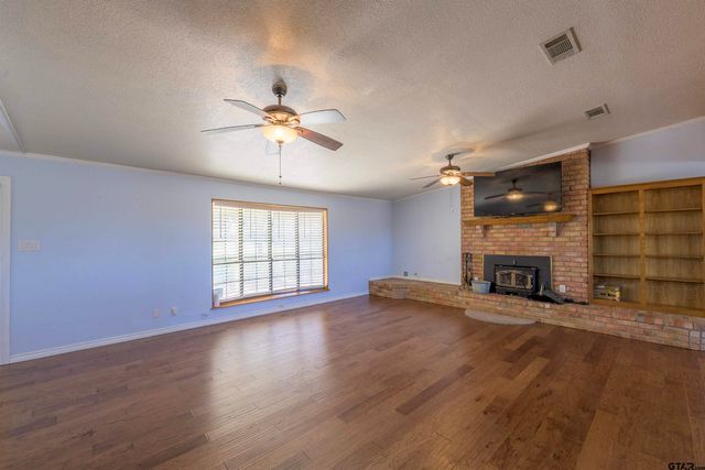 4586 FM 779, Mineola, TX 75773