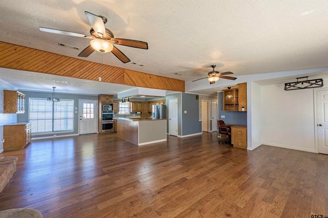 4586 FM 779, Mineola, TX 75773