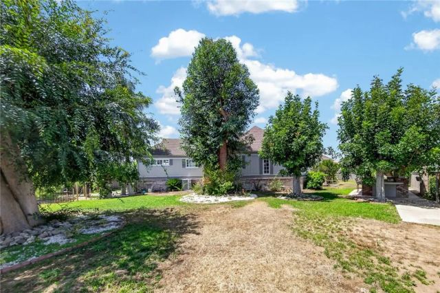 915 Edie Drive, Duarte, CA 91010