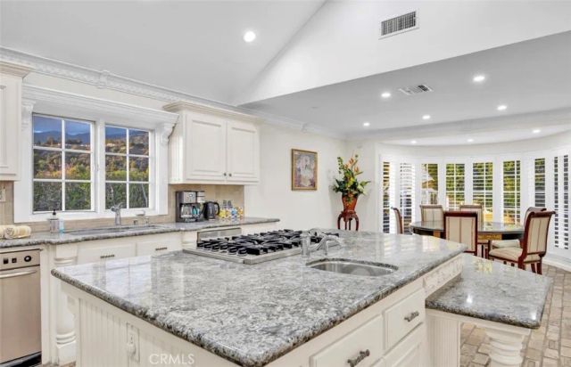915 Edie Drive, Duarte, CA 91010