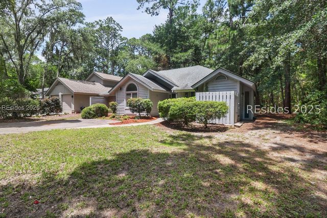 7 Stillwater Ct, Hilton Head Island, SC 29926