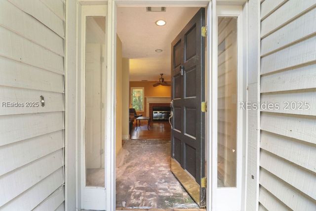 7 Stillwater Ct, Hilton Head Island, SC 29926