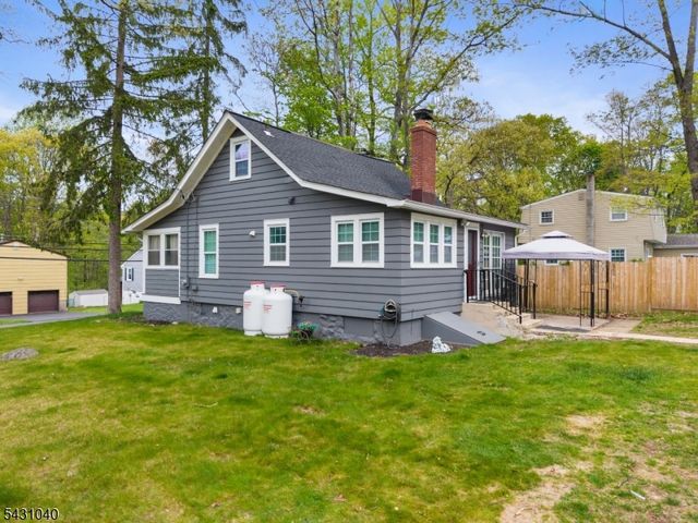 119 Bell Ave, Hopatcong Boro, NJ 07843