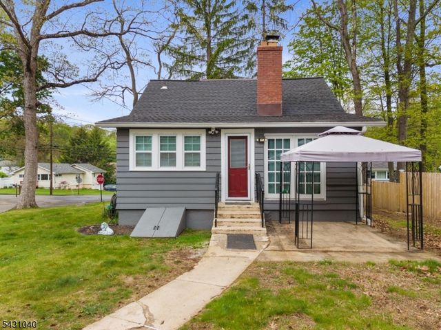 119 Bell Ave, Hopatcong Boro, NJ 07843