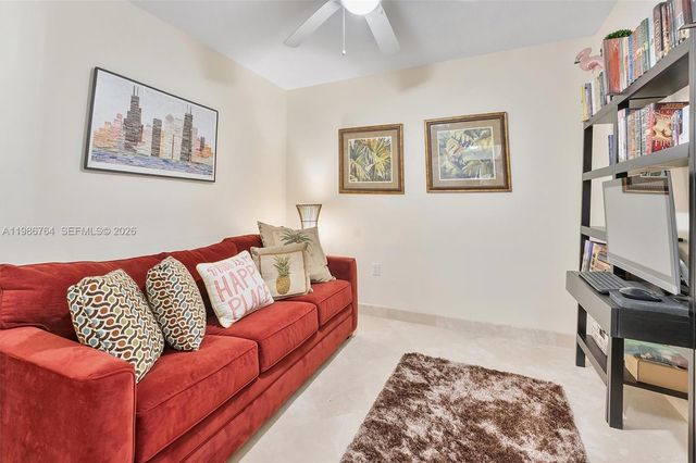 2011 N Ocean Blvd 1106, Fort Lauderdale, FL 33305