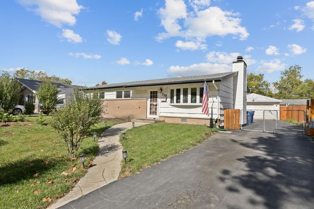 718 W Merle Avenue, Villa Park, IL 60181
