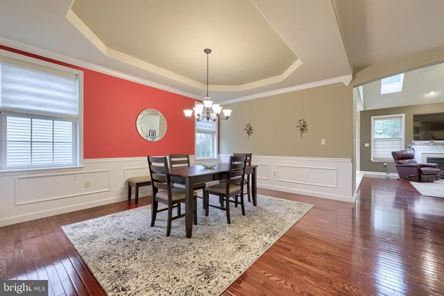 14 CHAMBERLAIN LN, Millersville, PA 17551